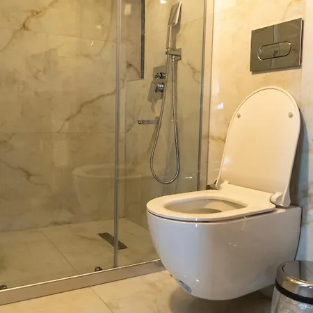 Ermet Homes Hotel