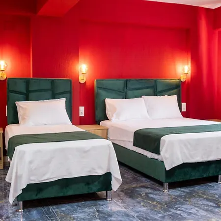 Hotel Ermet Homes