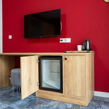 Ermet Homes